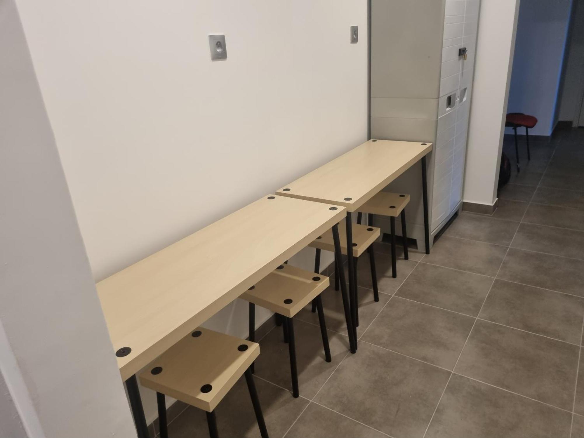 ניס Chambre Privative Renove 2024, Climatisation, Tramway Sur Place , 12 Min Centre, 16 Min Plage, Apercu Lateral Mer, 2 Wc Avec 2 Salle De Bain, Private Room Renovated 2024, Air-Conditioned , Tram On Spot, 2 Toilets And 2 Bathrooms מראה חיצוני תמונה
